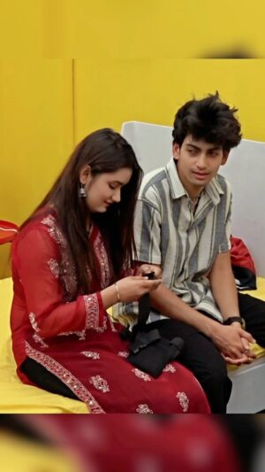 Arohi Khurana Instagram - Hamari Dosti Ko Kisi Ki Nazar Na Lage 🥺❤️
@chillgamer____ @arohikhurana_
#PlayGroundS3 #ArohiKhurana #chillgamer