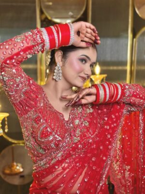 Arohi Khurana Instagram - Tere bina🫠🥹❤️
.
.
.
.
Makeup by my favorite @rahil_makeovers
#arohikhurana #arohians #explorepage