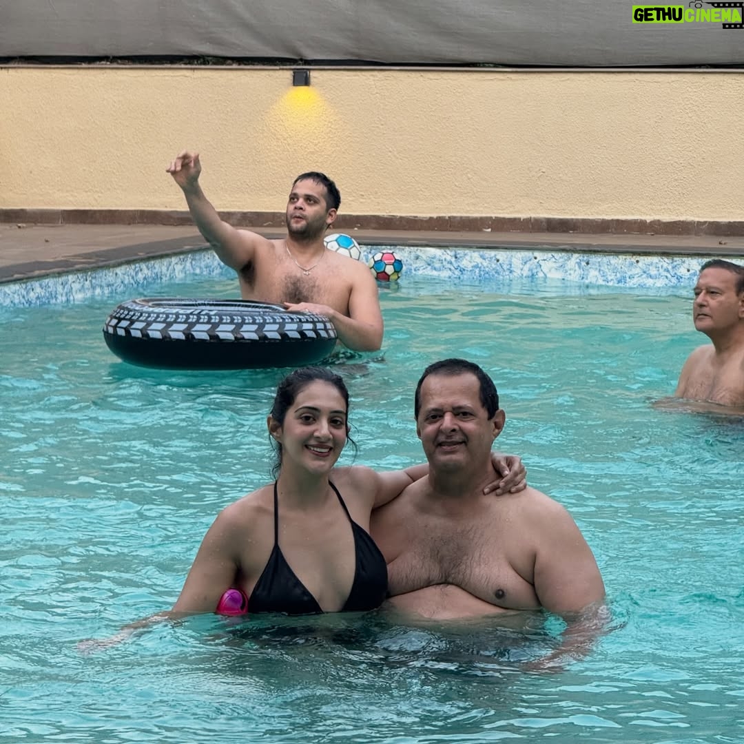 Arshin Mehta - 5.6K Likes - Family time, Heart Full ❤️
After a very long time got to spend such a great time with my brothers and family. 
#willbemissed #family #arshinmehta #happytimes #brothersisterlove❤️ #blessedwiththebest❤️