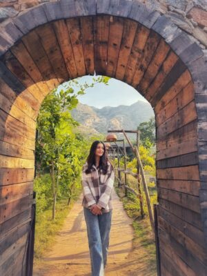 Arshina Sumbul Instagram - Vibes 2026✨💘
.
.
.
.
#happynewyear #2026goals
#ootd #pushkartravel