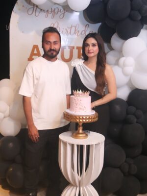 Aruba Mirza Instagram - Thank you so much to all my amazing friends who came to my birthday and made it so special! Your presence, wishes, and love meant the world to me. I’m truly grateful to have you all in my life. Here’s to more memories together!” 💖🎉