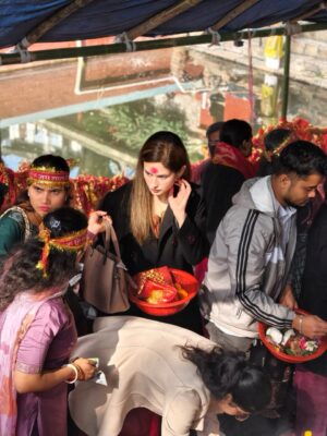Arunima Dutta Instagram - Ma Kamakhya does not arrive only when life is gentle; she is most present when the ground beneath us trembles. In days of ease, she smiles quietly from within, and in days of uncertainty, she becomes the unseen strength that holds us upright. Her blessings are not always loud miracles, but the deep assurance that even in shaking moments, we are never abandoned. Where faith wavers, her presence steadies the heart—reminding us that the Goddess walks closest when we need her most. 🌺
#makamakhya #blessed