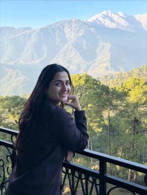 Arushi Sharma Instagram - Dhauladhar🗻