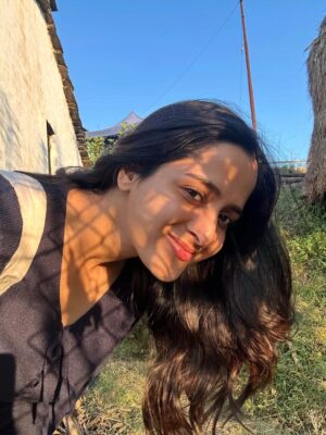 Arushi Sharma Instagram - The mountains don’t really do anything. They just stand there - calm, still, grounded. And somehow that stillness seeps into you too. You start breathing slower, thinking softer for the sun, the air, the silence … for yourself ☀️