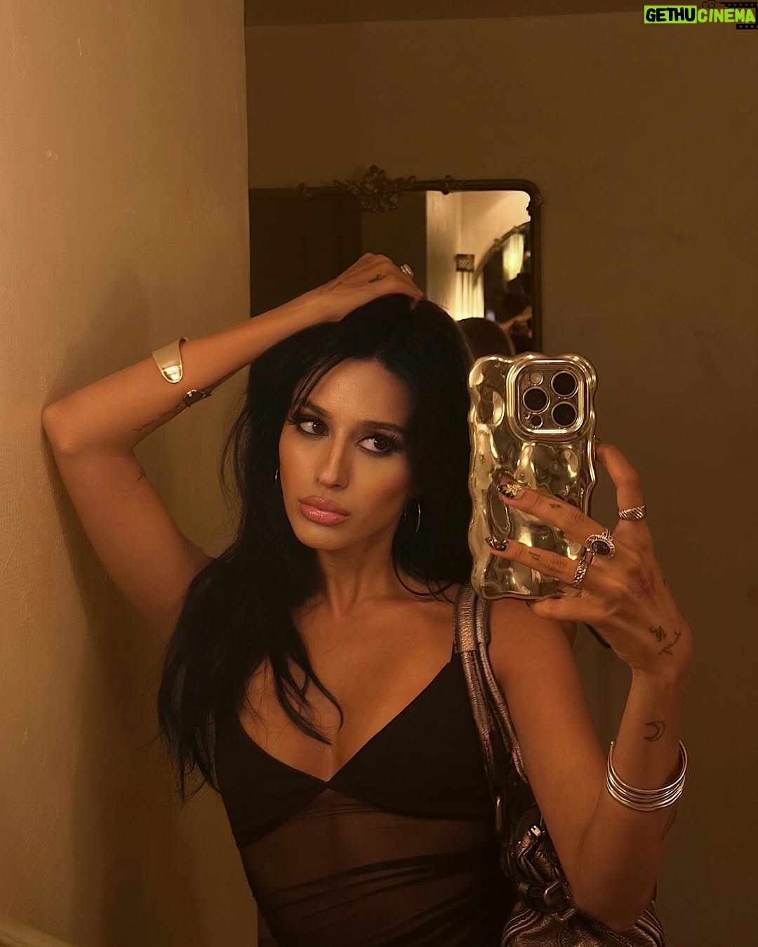 Aryaana Gandhi - 14.5K Likes - the other night ⋆⭒˚.⋆
