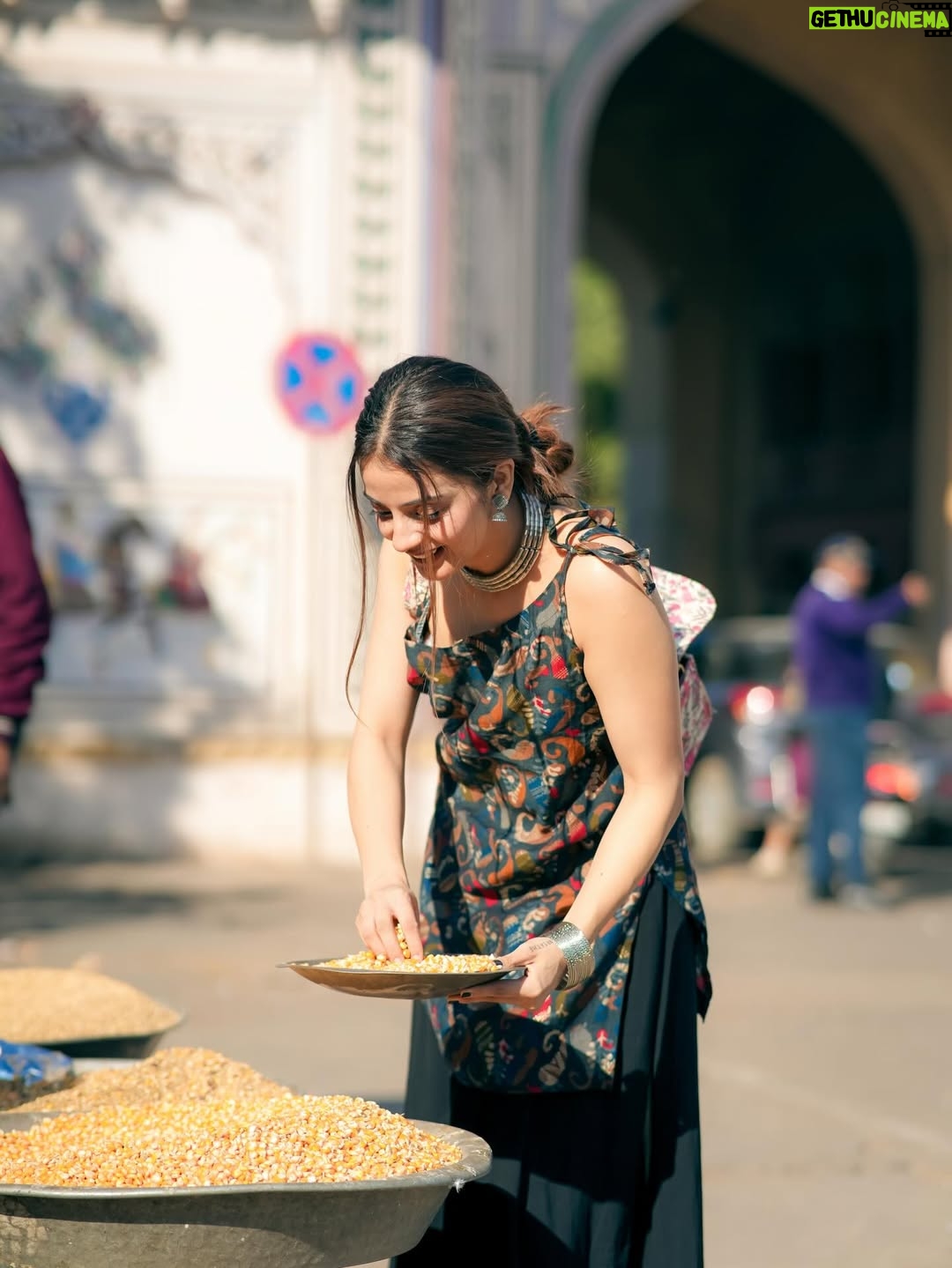 Aryanshi Sharma - 404.2K Likes - Masakali 🕊️ #arusquad 
📸: @m4_clicks 
✍️: @jigar_vandarvala 
.
.
.
#feelinggood #instagram #aesthetic #instadaily #lifestyle #ootd #lifestyleinfluencer #contentcreator #videocreator #influencer #influencerlife #fashioninfluencer #fashionista #instafashion #fashionblogger #influencerdiaries #influencerlifestyle #jaipur #lifestyle