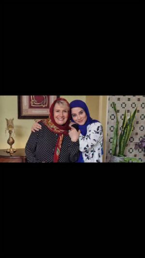 Asha Mehrabi Instagram - با دوست داشتنی ها 💜
#آشا_محرابی #بهار_نوحیان #احمد_گودرزی #شهین_تسلیمی