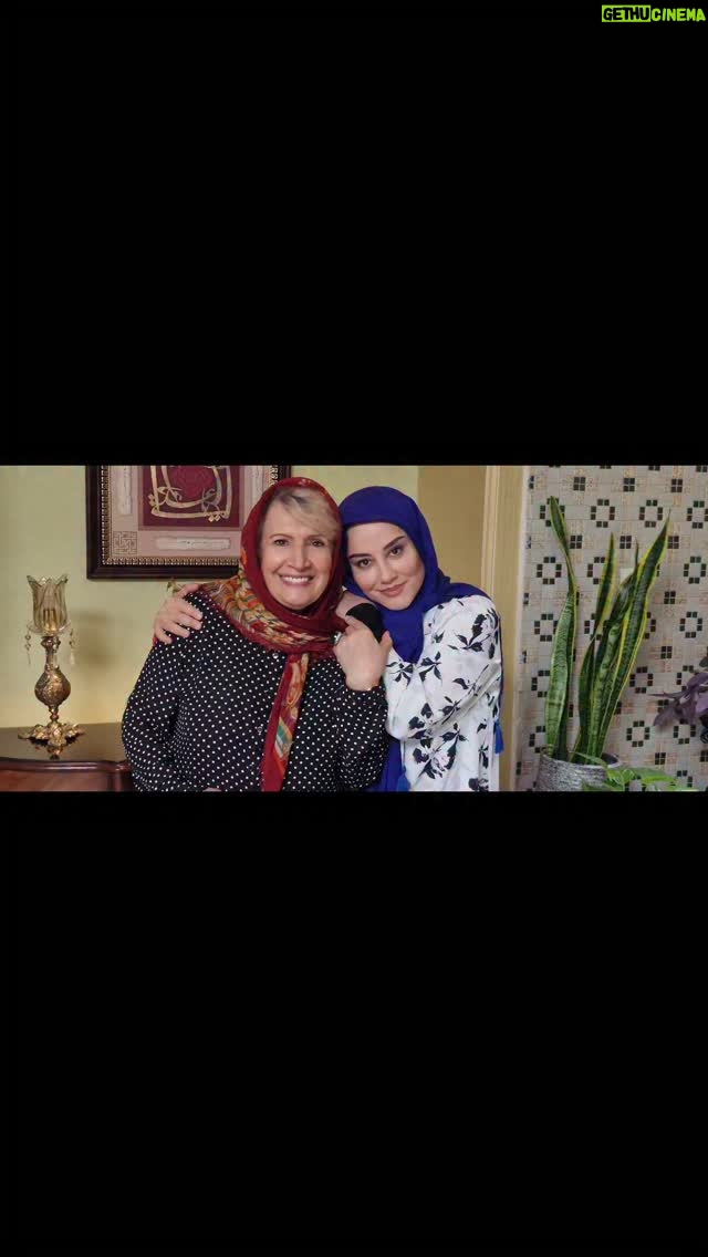 Asha Mehrabi - 4.6K Likes - با دوست داشتنی ها 💜
#آشا_محرابی #بهار_نوحیان #احمد_گودرزی #شهین_تسلیمی