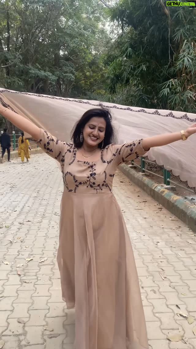 Asha Rajagopal - 4.8K Likes - ಹೇಗ್ ಕಾಣ್ತಿದ್ದೀನಿ? ಕಾಮೆಂಟ್ ಮಾಡಿ 😀

#instagram #reels #reelsinstagram #explore #asharajagopal