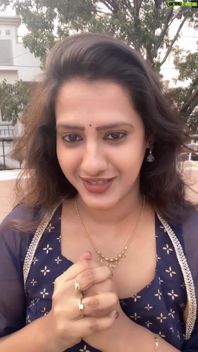 Asha Rajagopal - 2.1K Likes - Requested by Narendra 😂

#instagram #reels #explore #trending #asharajagopal