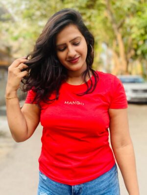 Asha Rajagopal Instagram - She is both storm and calm. ❤️
#instagram #instapic #trending #asharajagopal