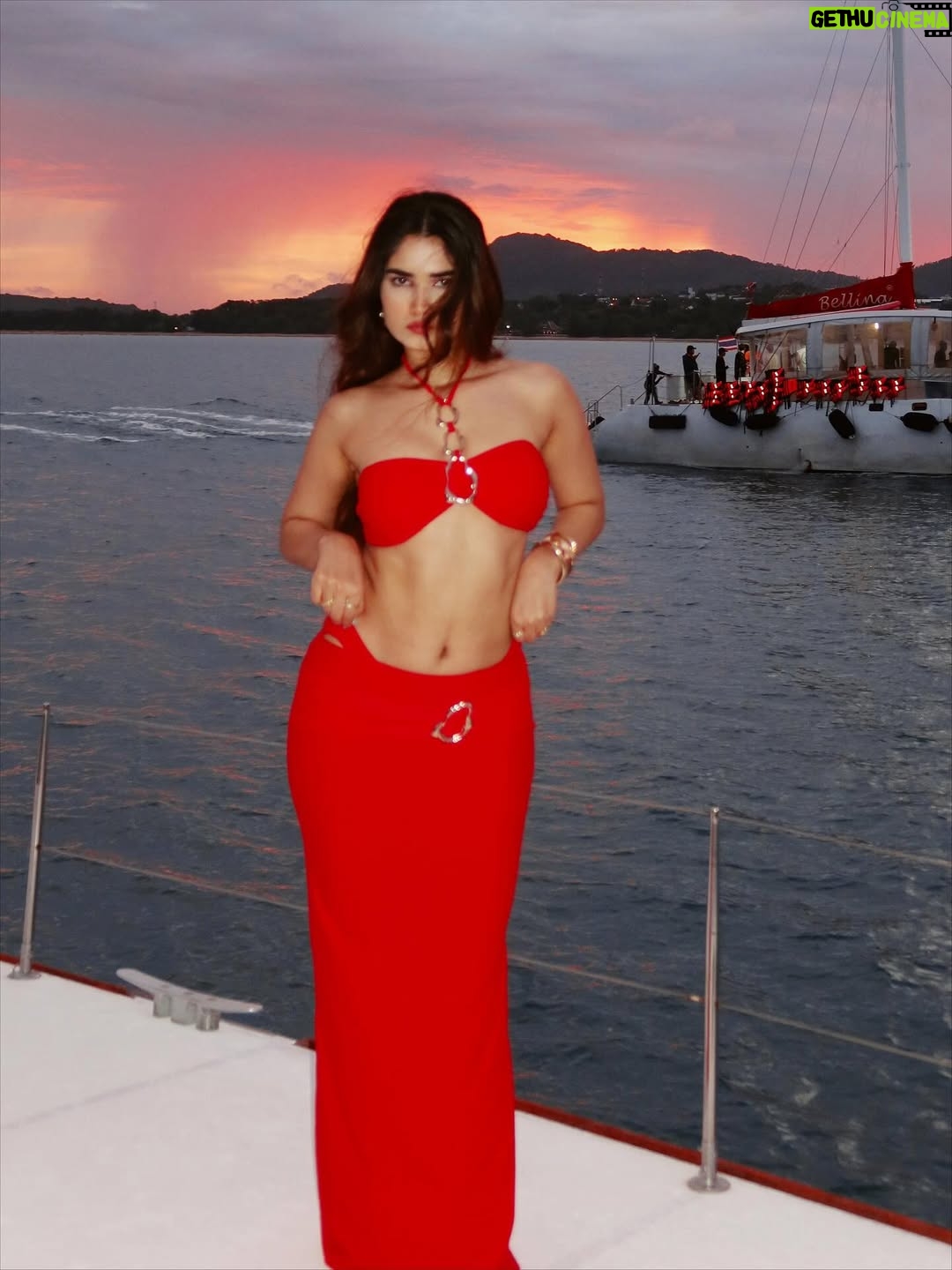 Ashima Chaudhary - 78.1K Likes - I’m a GREEN flag 🌳💚,just dressed in RED! ❤️‍🔥🚩🌞
.
.
.
.
.
🎵- @talwiinder ✨
.
.
.
.
#reddress #phuket #ashimachaudhary #picture #ashiqueen #beach #sunset #explore #pictureoftheday #explore #sunsetpicture