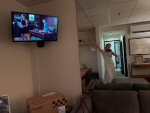 Ashleigh Brewer Instagram - God I love this show! Farewell Television City, hello Sunset Studios! Here’s to another 38 years!! 🤩@boldandbeautifulcbs