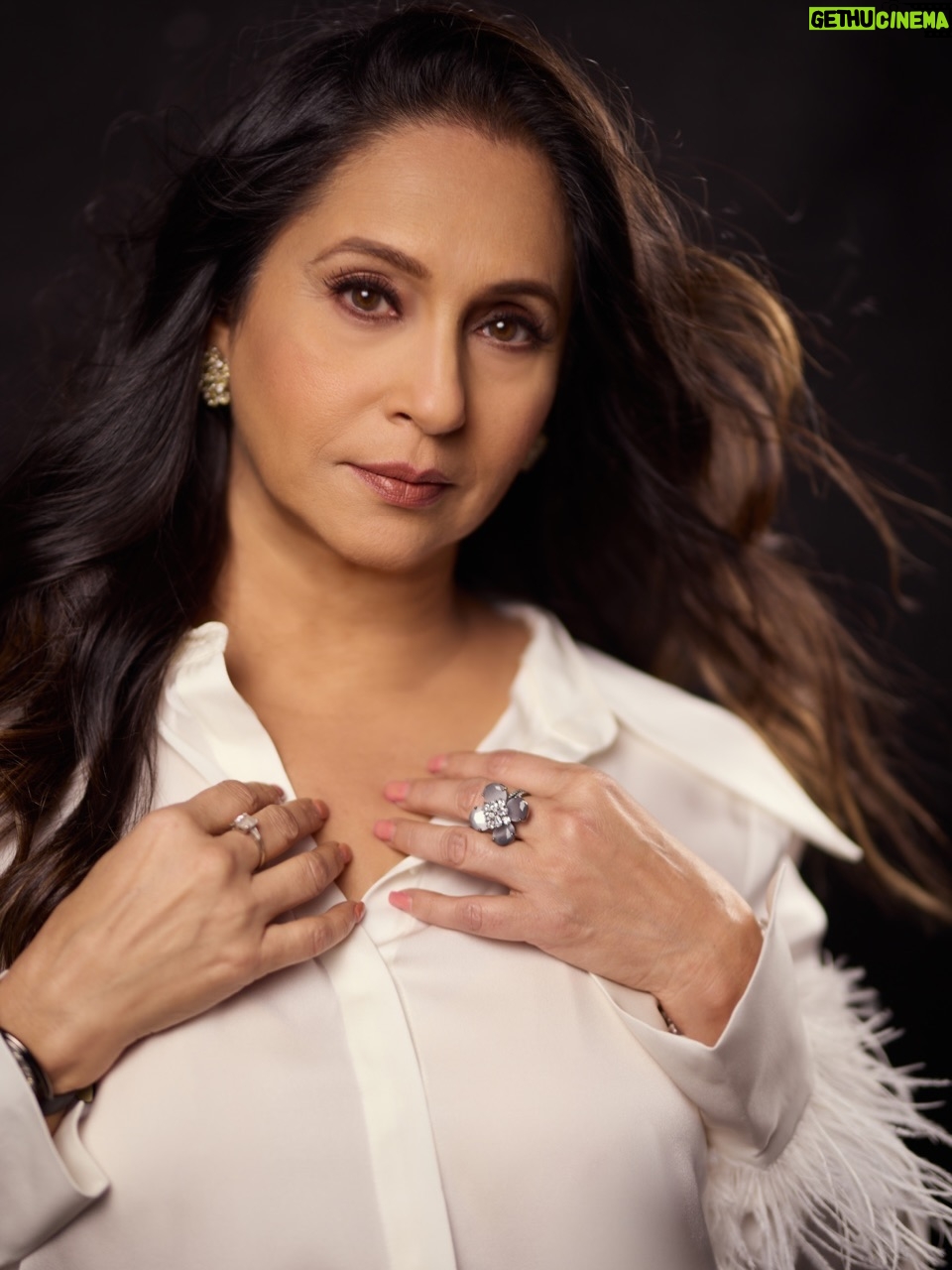 Ashwini Bhave - 7.2K Likes - Poise, Grace. presence. 🖤🤍

Clicked by 📸💥 – @shrutisbagwe
Hair – @sudhahairstylist
Makeup by – @ayakarkiran
@makeupby_kiran18
Assisted by – @pragati.g.s

#blackandwhite #western #photoshoot
#filmfare #ashvinibhave
