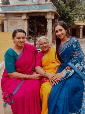 Asiya Firdose Instagram - Amma Ajji Shravani ❤️
I was personally waiting for this! Were you waiting too?
.
#shrvanisubramanya #shravani #3generations #amma