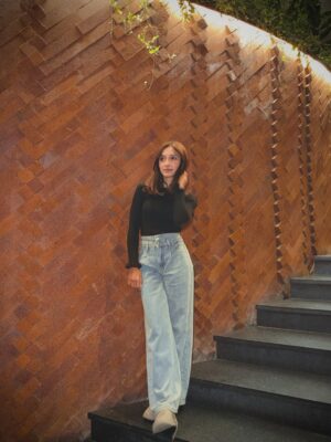 Asiya Firdose Instagram - 🖤