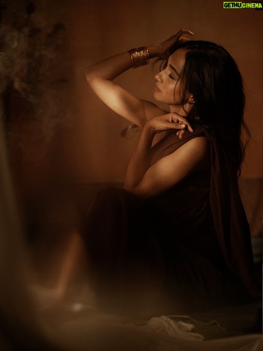 Asiya Firdose - 52.6K Likes - Fable - a story in herself ✨
.
.
Pc @vinu5494 @prashu_photographer 
Mua @make_overbyusha 
.
.
#asiyafirdose #portraits