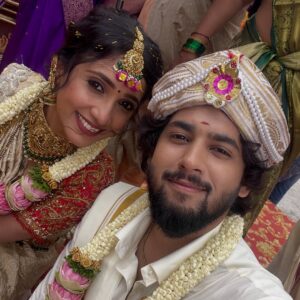 Asiya Firdose Instagram - Lights, camera, marriage! Shravani & Subbu are now one — all thanks to your love and support! ✨
.
.
.
#shravanisubramnayamaduve #zeekannada #shravani #subbu #shravanisubramanya #actors