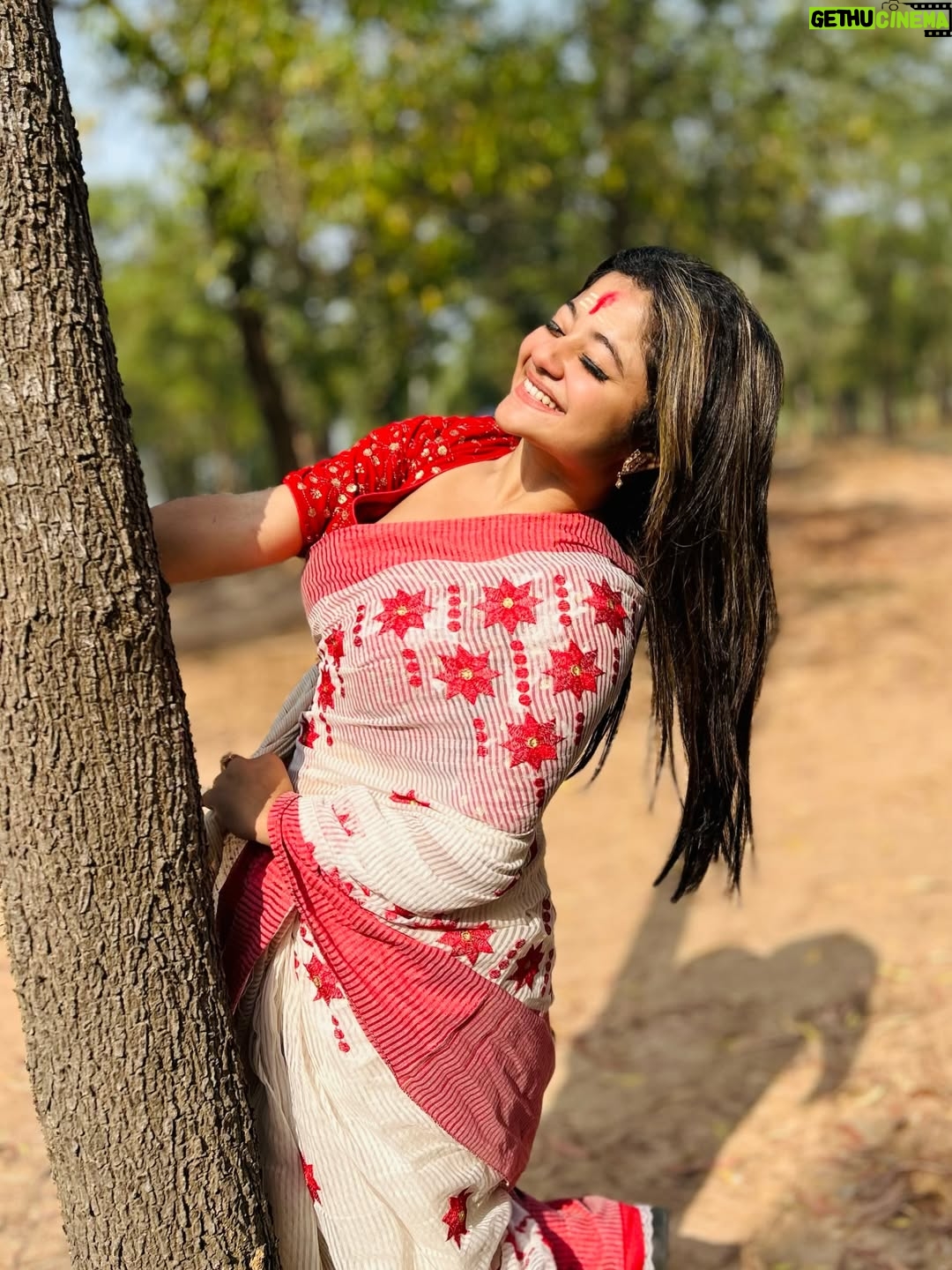 Asmee Ghosh - 13.4K Likes - Playing Devi Sati at the age of seven was an ethereal milestone in my life, one that gifted me a magic far beyond anything I could have imagined. It brought me gold in its truest form. Recognition, love, and the blessings of my cherished audience. Only much later did I realise that Sati was always a part of me, far more than I was ever a part of her.

As a child actor, I portrayed goddesses, mostly forms of Durga. These roles were never choices I consciously made. They arrived at my door, gently and gracefully, inviting me to embody her. If i try to boast about it a little, I would like to believe I was the chosen one🙈. Maa wanted me to play so many deities of her, made me gain acclamations when I was not even trying to seek it, gather so much love from my extended family and compelled me to fall in love with my craft to the extent that I choose to remain an artist all my life. It was only with time did I understand that this was always a path I was meant to walk. As a child, little did I know that she resided within me, beyond me, and through me.

As 2025 draws to a close, I pause with gratitude, thanking the divine for blessings beyond measure. I learned deeply, lived fully, and released what no longer deserved my hold. More than anything, I felt profoundly protected this year as though I was gently caressed in the arms of the divine, my path always guided toward the greater good. I was shown what unfolded beyond my sight, not to harden me, but to awaken me, anchoring me more deeply to my roots.

Today, I offered my prayers to Maa Kankali, one of Sati’s 51 Shakti Peethas. My heart feels elated overflowing with joy, wonder, and gratitude. From Durga to Parvati to Sati, Kali, Lakshmi, Saraswati and also Annapurna — I have lived many forms of the Goddess through my profession and it can’t be coincidence everytime. Some things are just orchestrated. I was always guided, protected, and held with utmost care. My correspondence to the divine is barely ritualistic. My faith stems from the deepest core of my heart. Its a bondage of soul. 

Thank you my Fierce Shakti❤️🌺🪷
Thank you my Eternal Shiva 🕉️✨
Grateful for 2025!