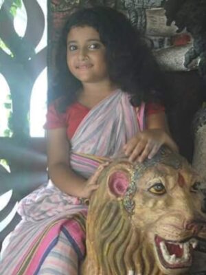 Asmee Ghosh Instagram - Playing Devi Sati at the age of seven was an ethereal milestone in my life, one that gifted me a magic far beyond anything I could have imagined. It brought me gold in its truest form. Recognition, love, and the blessings of my cherished audience. Only much later did I realise that Sati was always a part of me, far more than I was ever a part of her.

As a child actor, I portrayed goddesses, mostly forms of Durga. These roles were never choices I consciously made. They arrived at my door, gently and gracefully, inviting me to embody her. If i try to boast about it a little, I would like to believe I was the chosen one🙈. Maa wanted me to play so many deities of her, made me gain acclamations when I was not even trying to seek it, gather so much love from my extended family and compelled me to fall in love with my craft to the extent that I choose to remain an artist all my life. It was only with time did I understand that this was always a path I was meant to walk. As a child, little did I know that she resided within me, beyond me, and through me.

As 2025 draws to a close, I pause with gratitude, thanking the divine for blessings beyond measure. I learned deeply, lived fully, and released what no longer deserved my hold. More than anything, I felt profoundly protected this year as though I was gently caressed in the arms of the divine, my path always guided toward the greater good. I was shown what unfolded beyond my sight, not to harden me, but to awaken me, anchoring me more deeply to my roots.

Today, I offered my prayers to Maa Kankali, one of Sati’s 51 Shakti Peethas. My heart feels elated overflowing with joy, wonder, and gratitude. From Durga to Parvati to Sati, Kali, Lakshmi, Saraswati and also Annapurna — I have lived many forms of the Goddess through my profession and it can’t be coincidence everytime. Some things are just orchestrated. I was always guided, protected, and held with utmost care. My correspondence to the divine is barely ritualistic. My faith stems from the deepest core of my heart. Its a bondage of soul. 

Thank you my Fierce Shakti❤️🌺🪷
Thank you my Eternal Shiva 🕉️✨
Grateful for 2025!