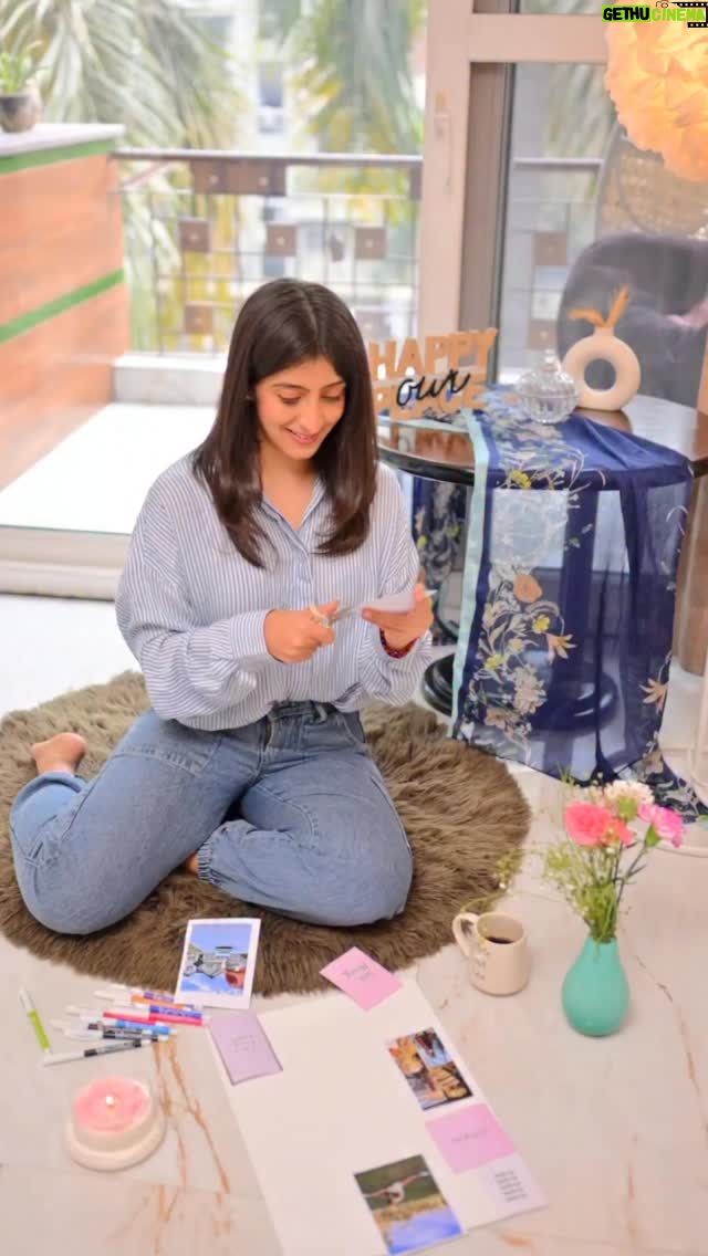 Asmita Arora - 3.5K Likes - I’ve realised that health isn’t about extremes—it’s about small, repeatable choices every day. 
Choosing @daawatofficial Brown Rice fits effortlessly into my routine, and that’s my commitment this year. ✨ 

#DaawatBrownRice #NewYearBetterEating #CarbSwap #WeightManagementJourney #EverydayWellness