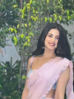 Astha Khandelwal Instagram - Barbie wrapped in देसी 🌸💗🎀
#happydiwali🙏 
#deepawalifestival #festivevibes
