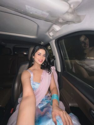 Astha Khandelwal Instagram - Barbie wrapped in देसी 🌸💗🎀
#happydiwali🙏 
#deepawalifestival #festivevibes