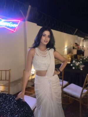 Astha Khandelwal Instagram - Heaven sent 🤍🦢

Outfit: @dress_zilla 

#festivevibes #diwali2025