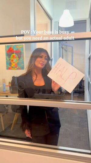 Audrey Pinault Instagram - POV: your boss is busy 🥹