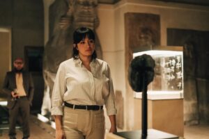 Aure Atika Instagram - Prêts à découvrir les mystères du Louvre ?🫣

Premières images de la serie #Belphégor prochainement sur @hbomaxfr et sur @m6officiel 

Production @pathefilms

📸 (c) Caroline Dubois / Stéphanie Branchu