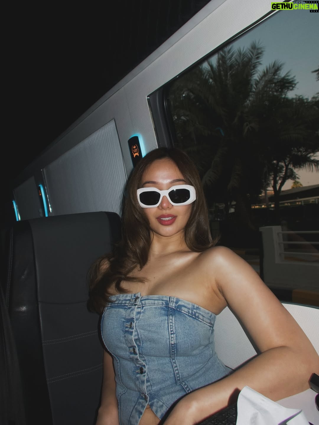 Ava Mendez - 5.3K Likes - life in snapshots 🐪🌴