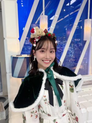 Aya Shibata Instagram - 結構遅れてメリークリスマス🧑‍🎄
ㅤㅤㅤㅤㅤㅤㅤㅤㅤㅤㅤㅤㅤ
ㅤㅤㅤㅤㅤㅤㅤㅤㅤㅤㅤㅤㅤ
アベプラは昨日が年内最終日でした！
ㅤㅤㅤㅤㅤㅤㅤㅤㅤㅤㅤㅤㅤ
最近はコメンテーターと司会進行を任せていただき、
使う筋肉(？)が違うのでとても面白いですし勉強になります🥰
ㅤㅤㅤㅤㅤㅤㅤㅤㅤㅤㅤㅤㅤ
毎回、自分なりに取り扱うテーマと向き合うのが楽しいです。
まだまだ未熟ですが頑張りますよ〜😊💕
ㅤㅤㅤㅤㅤㅤㅤㅤㅤㅤㅤㅤㅤ

2026年も引き続き頑張りますので
来年もよろしくお願いします！メリクリ🎄🎅
ㅤㅤㅤㅤㅤㅤㅤㅤㅤㅤㅤㅤㅤ
ㅤㅤㅤㅤㅤㅤㅤㅤㅤㅤㅤㅤㅤ
衣装提供
ワンピース @willselection_official 
ピアス @osewaya_official