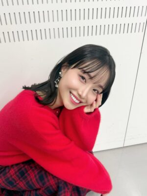 Aya Shibata Instagram - アベプラ衣装🤵‍♀️

ㅤㅤㅤㅤㅤㅤㅤㅤㅤㅤㅤㅤㅤ
今週は木曜日出演ですー！

衣装提供
ニット.スカート @la_boutique_bonbon_official 
靴 @randa_pic 
ピアス @osewaya_official