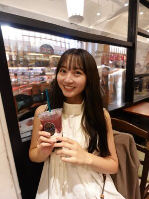 Ayaka Yamamoto Instagram - ⁡
⁡
休日🌱
⁡
⁡
コナンのミステリーウォークで久しぶりに大阪城へ
⁡
⁡
たくさん歩いたあとは
カフェでゆっくりタイム。
⁡
⁡
⁡
⁡
#休日の過ごし方 #大阪城 #コナン #コナンミステリーウォーク #大阪城 #看護師