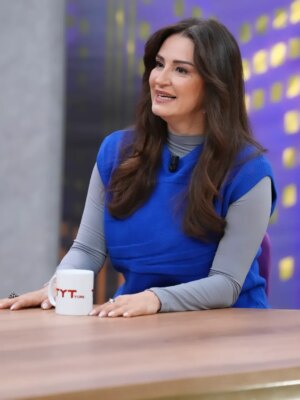 Ayça İnci Instagram - 💙🩶💛💜
🪻🦋🪩🧿🪬🔮✨️🪞💎☯️♾️ 

22 Ocak 2026 17:00 @tytturk @bbalcicekilter #sormazsamolmaz