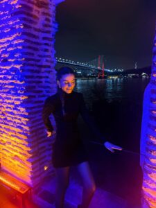 Actress Aydan Ta? HD Photos and Wallpapers December 2025