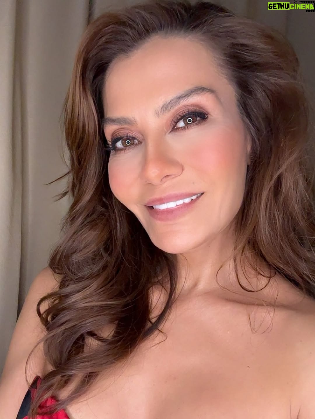 Ayşen Gürler - 1.7K Likes - Öylesine …. Mood 💃🏿