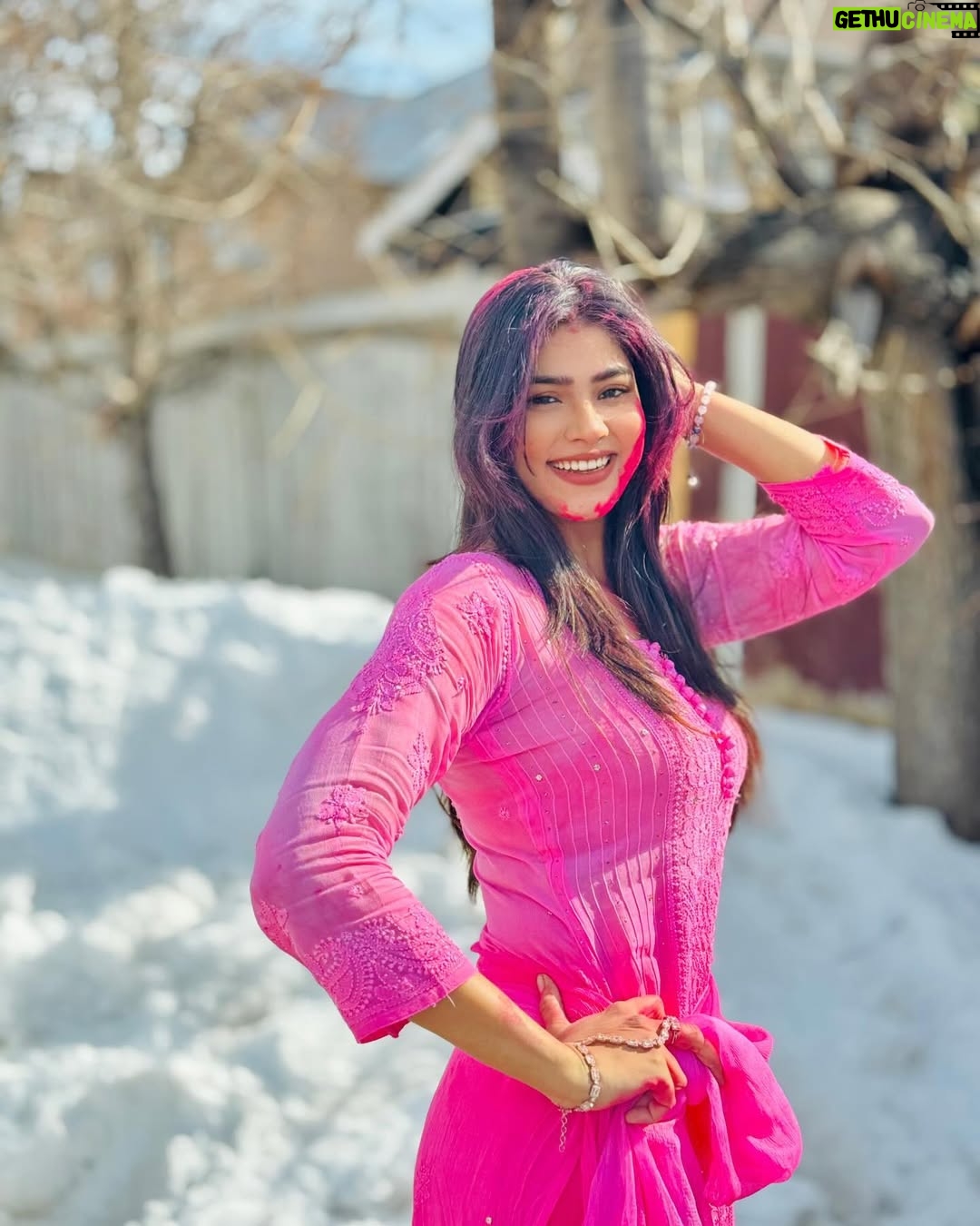 Ayra Bansal - 81.8K Likes - Celebrating Holi - festival of color 🇨🇦 
#holitoronto2024 #holifestival #holihai #newpost #holipost #ayrabansal