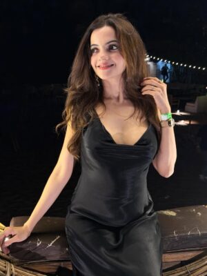 Ayra Sharma Instagram - Happy New Year❤️❤️❤️