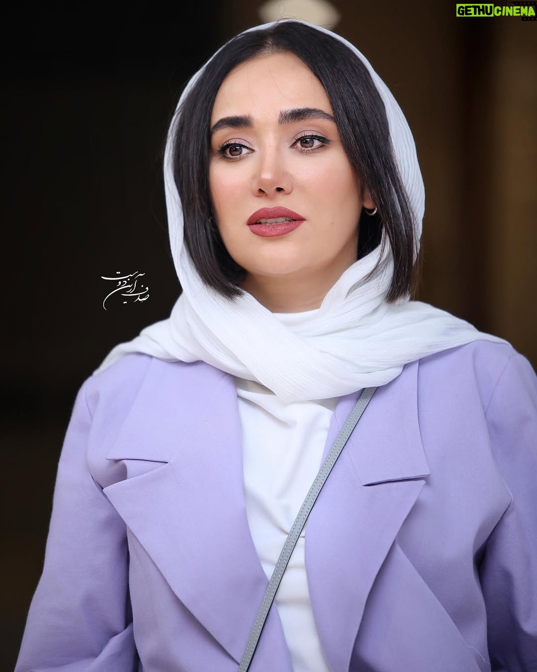 Bahareh Afshari - 108.7K Likes - اکران خصوصی #روز_ششم 
💜🍭