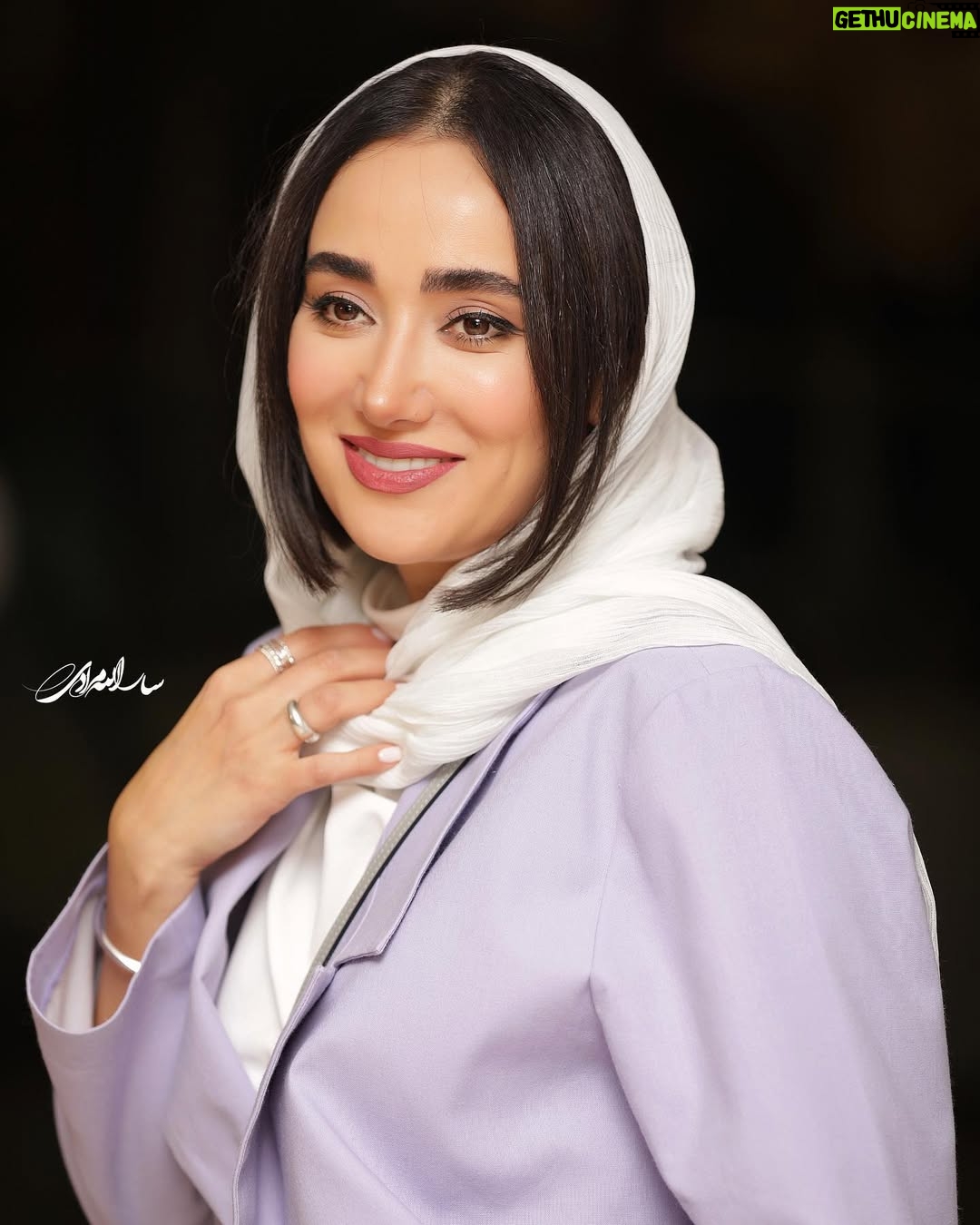 Bahareh Afshari - 108.7K Likes - اکران خصوصی #روز_ششم 
💜🍭