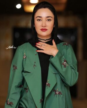 Bahareh Afshari Instagram - اکران مردمی فیلم
#روز_ششم