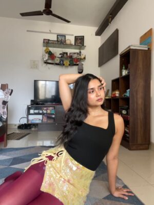 Baishali Sinha Instagram - Why fit in ? When you can own anything 😩🤚 product id for yellow skirt : 8159251 #newmeogs #elitebynewme #newme