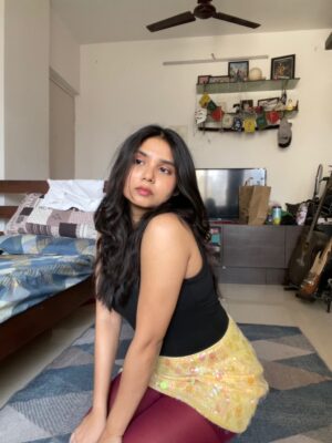 Baishali Sinha Instagram - Why fit in ? When you can own anything 😩🤚 product id for yellow skirt : 8159251 #newmeogs #elitebynewme #newme