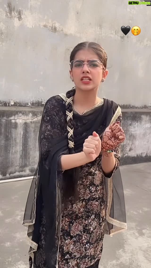 Bani Kaur - 1.9K Likes - Gora rang haaniya🌸✨ 
#trending #promotion #punjabisongs