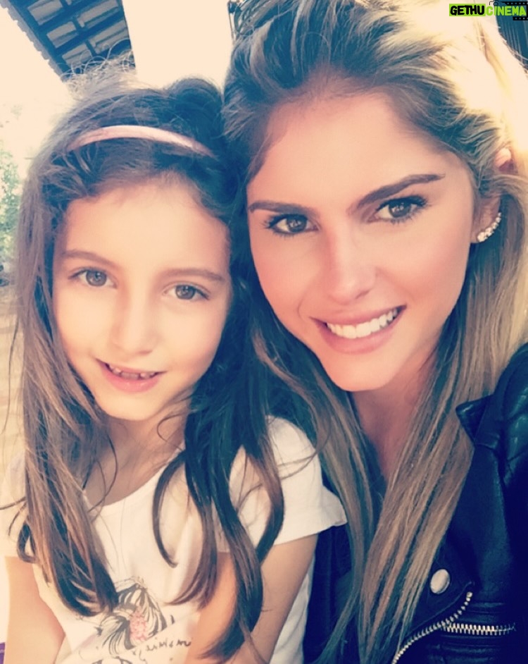 Bárbara Evans - 3 Likes - 2016 🤭🤣