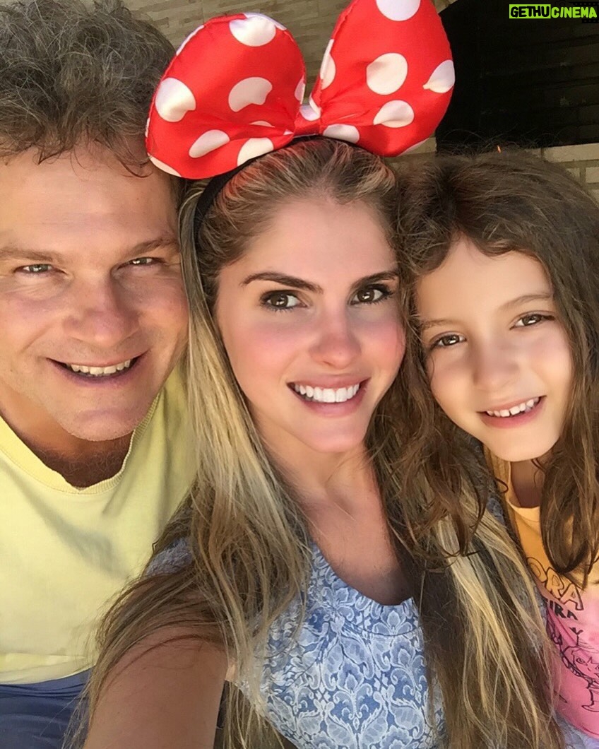 Bárbara Evans - 3 Likes - 2016 🤭🤣