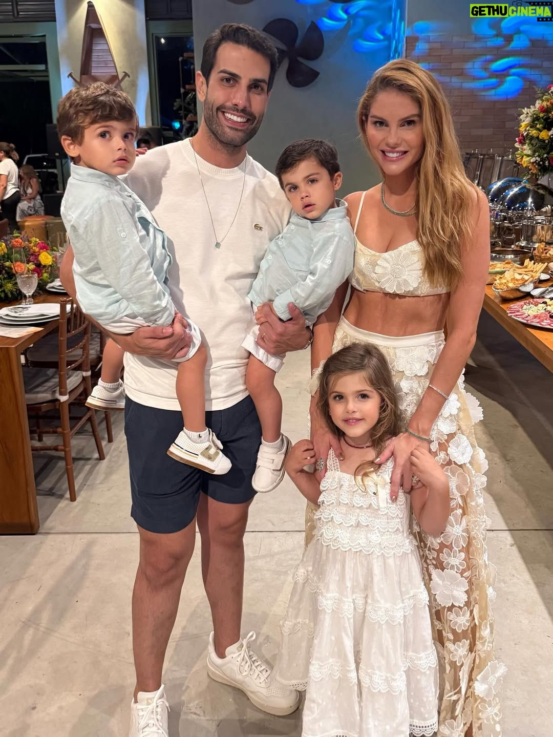 Bárbara Evans - 3 Likes - Nossa família ❤️✨
