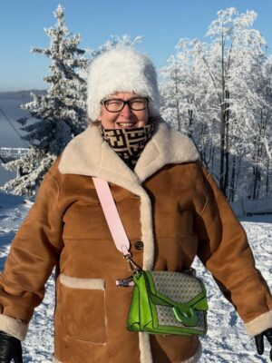 Barbara Kurdej-Szatan Instagram - Święta 2025 - dziękujemy!🎄Było magicznie⭐️

Pozdrawiamy malowniczy Szczyrk i kochane Panie z Dream Apart - dziękujemy za cudowne przyjęcie🫶🏼♥️ 

#Święta #christmas #rodzina #family #2025