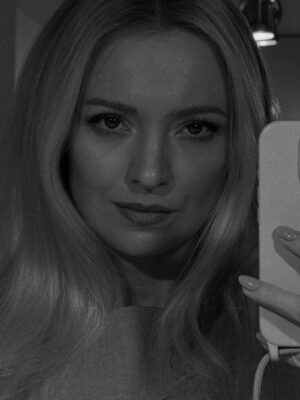 Barbara Kurdej-Szatan Instagram - C’est moi - Barbara🤍

#goodnight